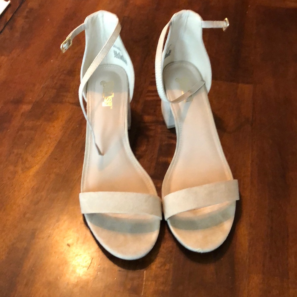 Low Heel Strappy Sandals